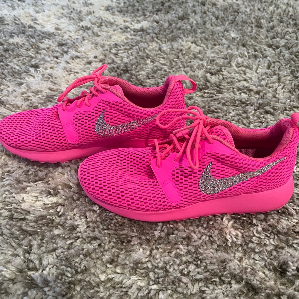 Nike Women’s Roshe Run Shoes Custom- size 6.5